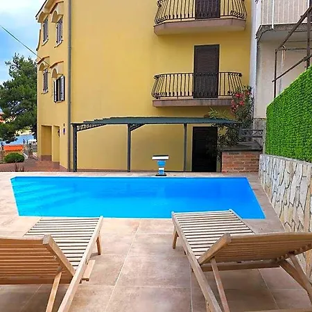 Ξενοδοχείο Amoretta Comfortable 3*